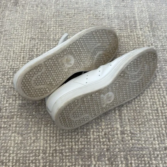 Adidas Stan Smith Shoes - Picture 4 of 5